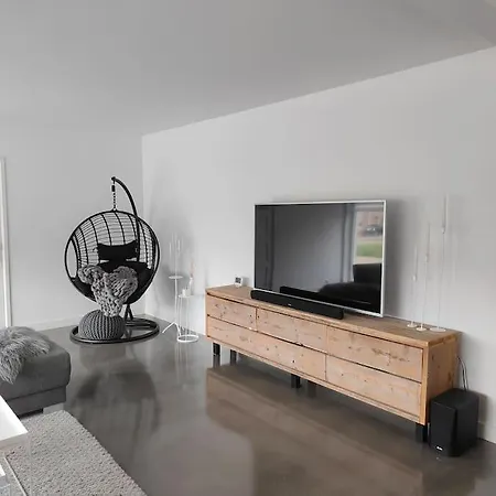 Met Alle Luxe Villa